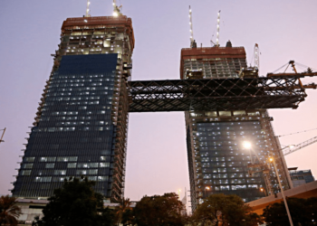 Dubai's Guinness World Record looking for One Za'abeel towers have their topping out