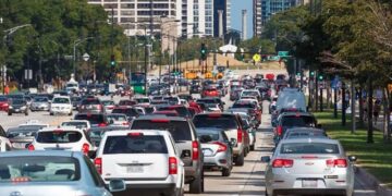 Complete Guide on UAE traffic fine system & how to pay it