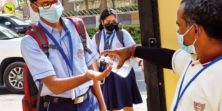 The latest COVID-19 regulations for schools in Abu Dhabi and Dubai