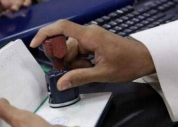 Extending the residence visa for divorced women, widows, and their children by one year in the UAE