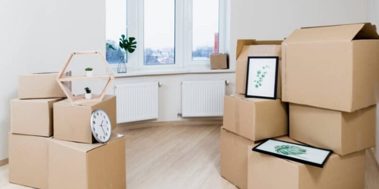 Relocating? The following is a detailed guide on how to select the best movers in the UAE
