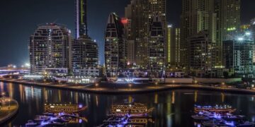 8.2 billion in weeklong real estate transactions in Dubai