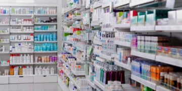 Where can one find a 24-hour pharmacy in Abu Dhabi?