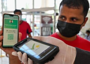 Updates on the Al Hosn Green Pass; quarantine and isolation rules for the UAE COVID-19