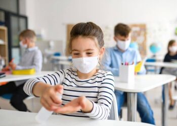 A new mask and COVID-19 rules will be in effect from September 28 in UAE schools and colleges