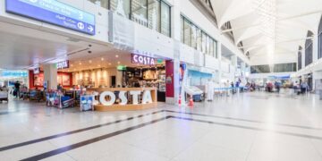 Going to Dubai Airport Terminal 1? Passengers cannot be picked up at the entrance