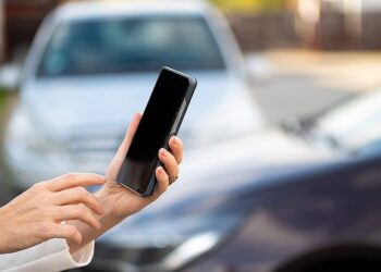 Are you having trouble finding parking in Dubai? Here's how to reserve a spot online