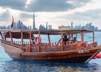 Discover Dubai's past and present: Cruise Dubai Canal in a petrol heritage abra (Only Dh25!)