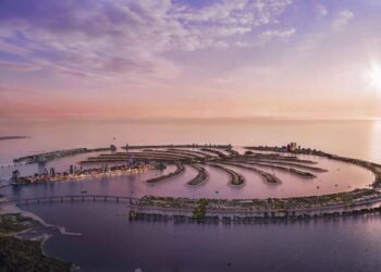 Palm Jebel Ali to have 8 fronds ready by next year; Dh810 million awarded for marine work