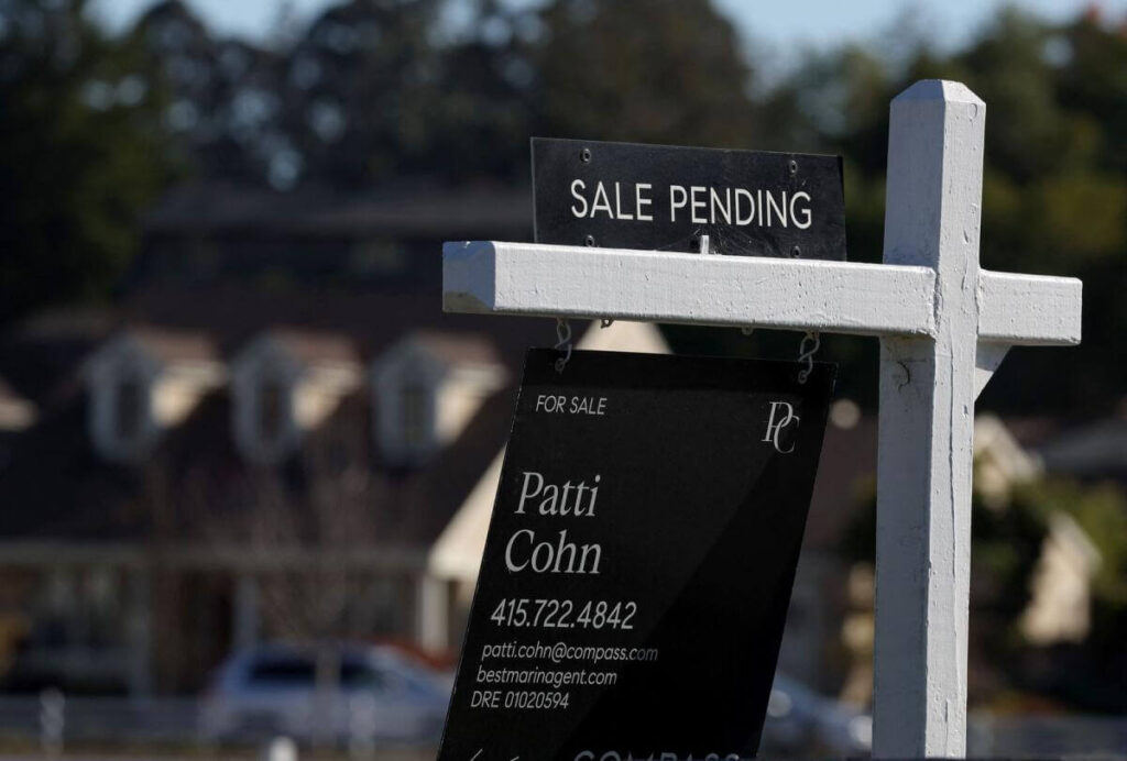 In November, US pending home sales reached a 21-month high