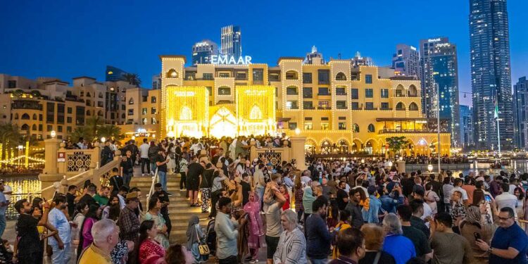 Population growth in dubai