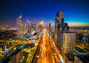 In H1 2025, Dubai welcomed 9.88 million international visitors, an increase of 6% from the previous year